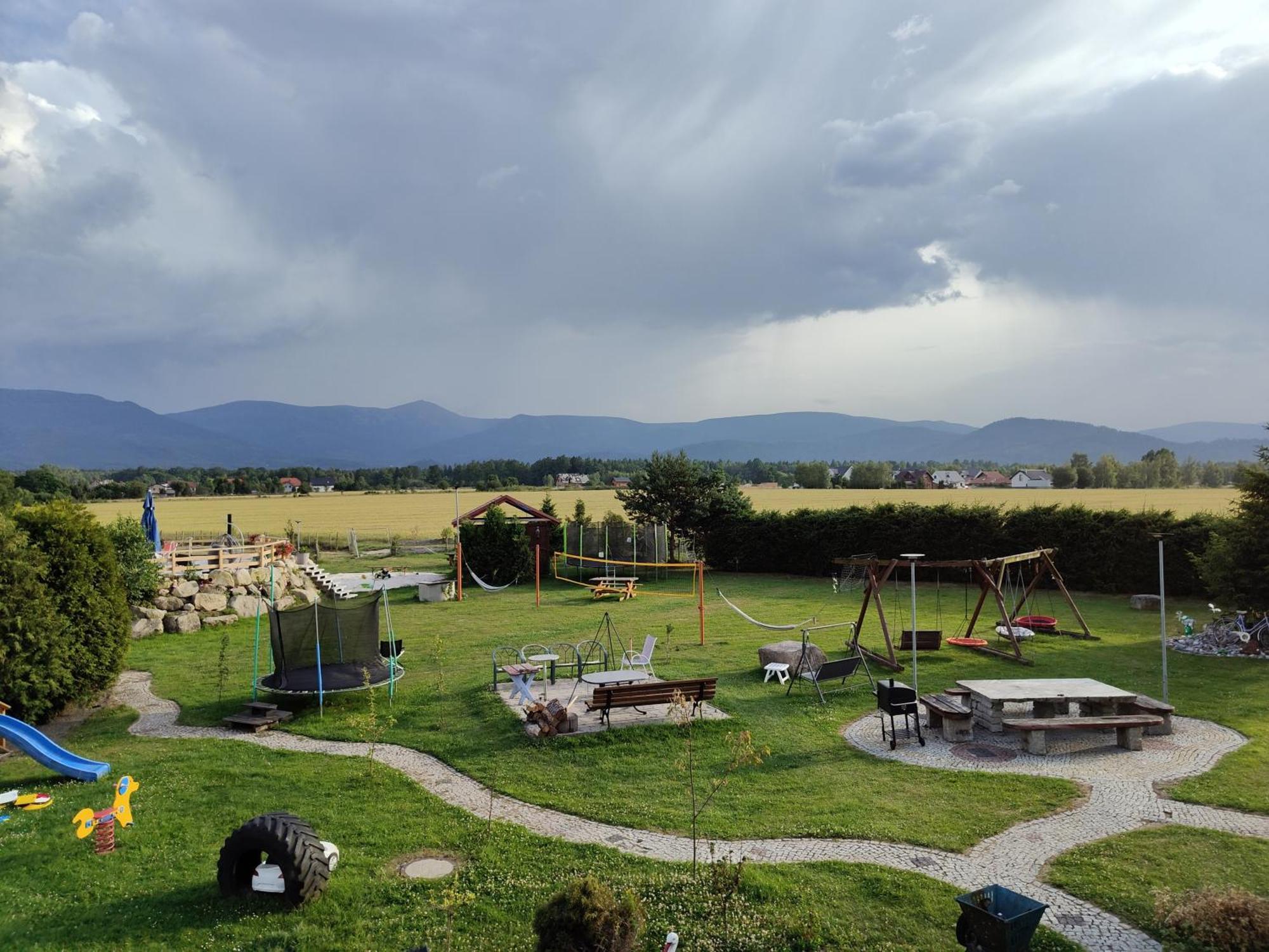 Willa Kolorowa Chata 6 Km Od Karpacza มิสลาโกวิเซ ภายนอก รูปภาพ